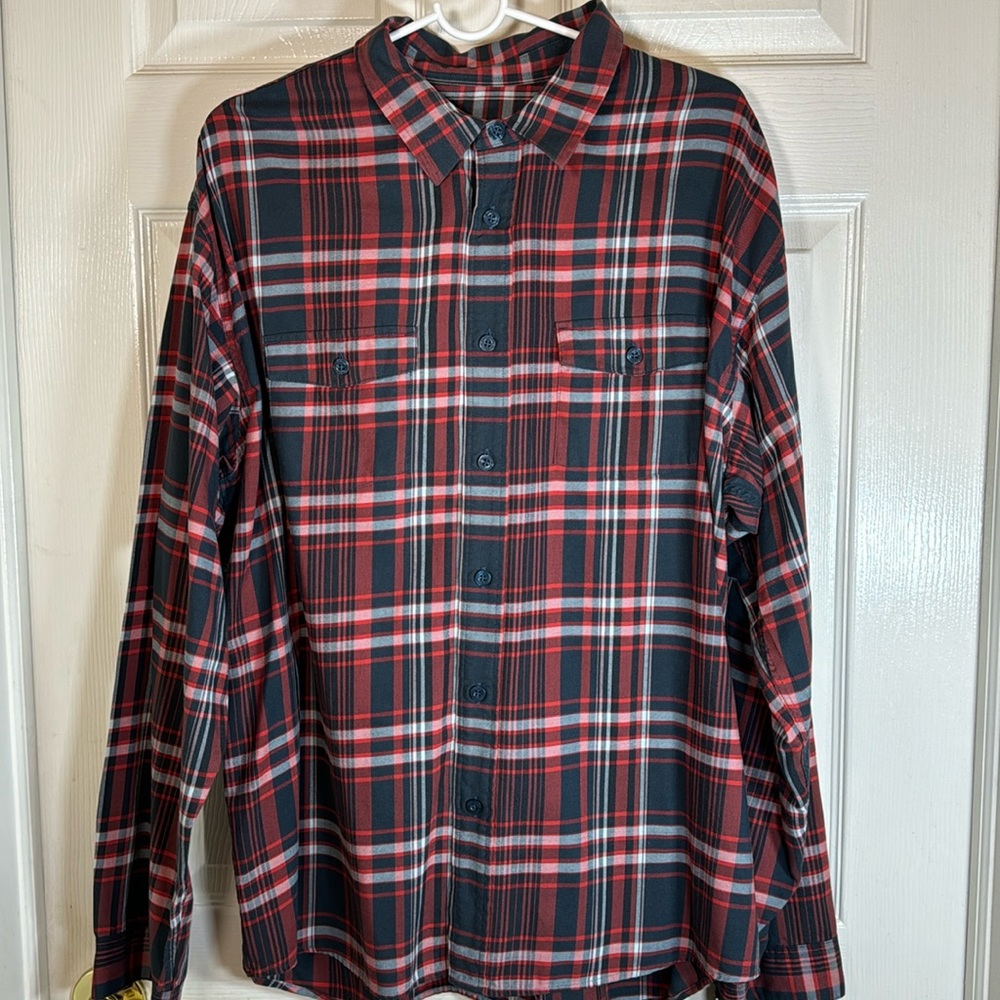 Patagonia Men’s Organic Cotton Plaid Long Sleeves Button Down  Shirt